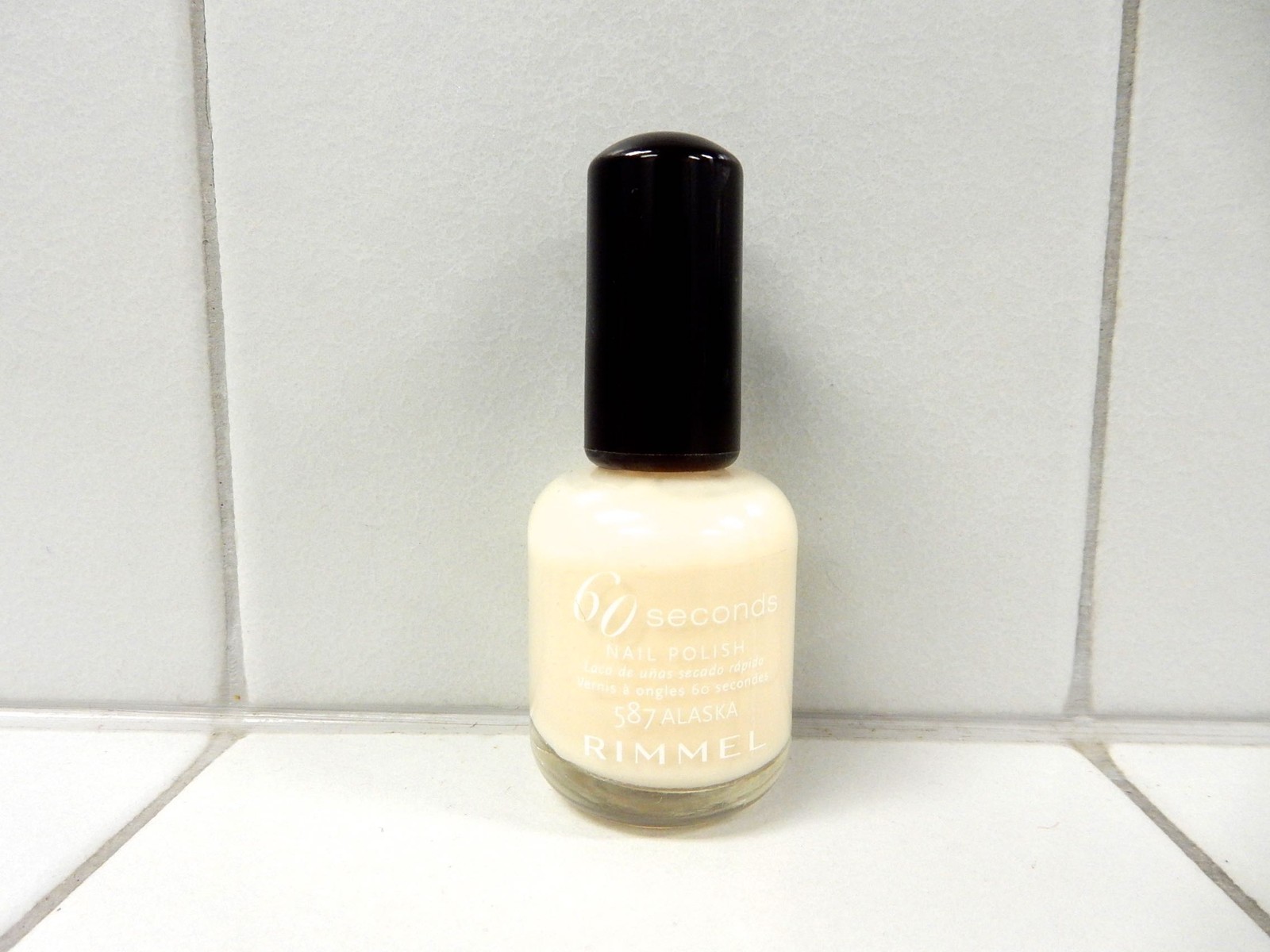 RIMMEL 60 SECONDS NAIL POLISH SET OF THREE (BUYER GETS 3 BOTTLES) *NEW*