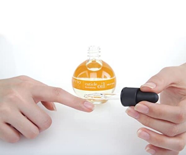 Naturale Cuticle Revitalizing Oil – Moisturizes and 2.5 Fl Oz Milk and Honey