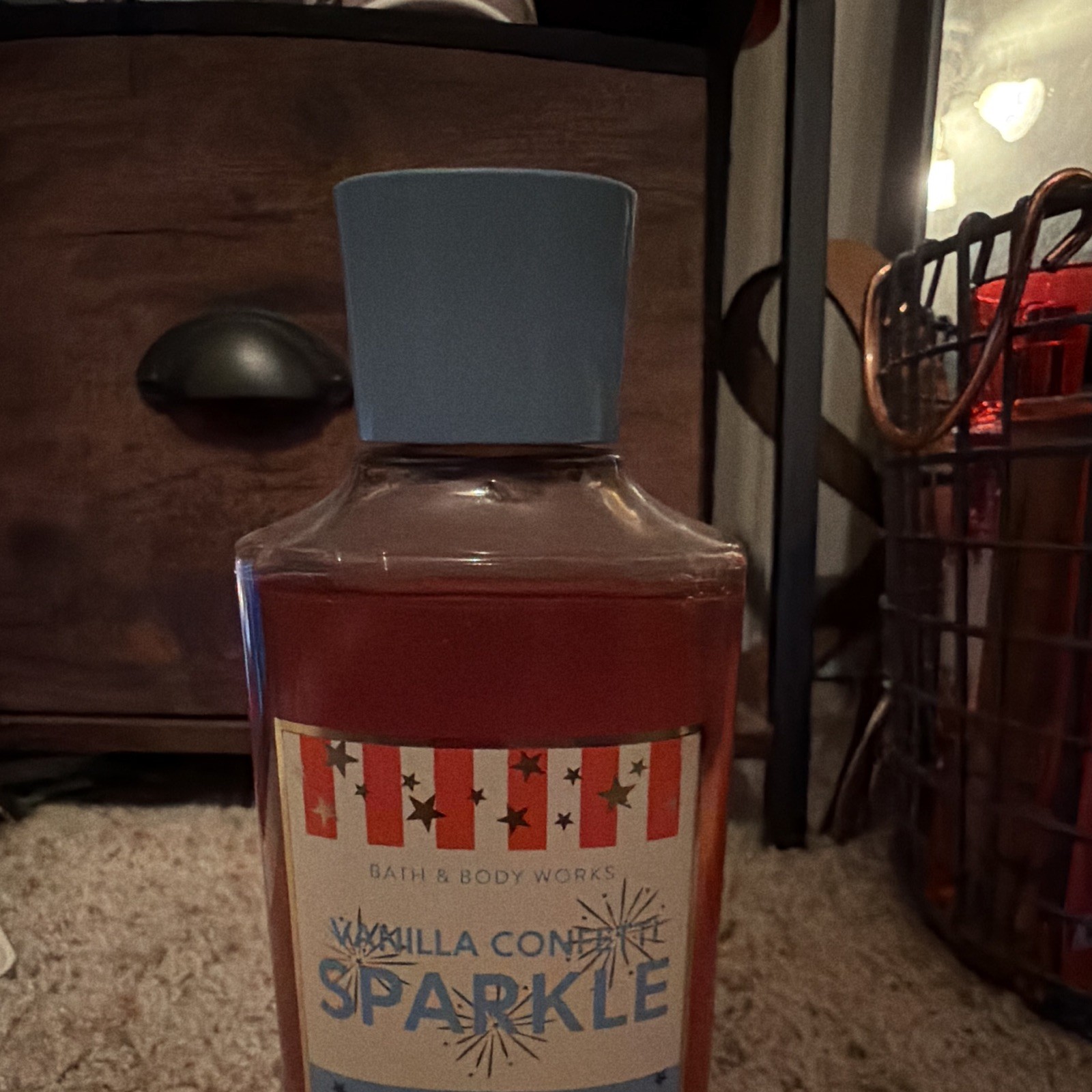 Bath & Body Works Vanilla Confetti Sparkle Shower Gel 10 fl oz Aloe Vit E