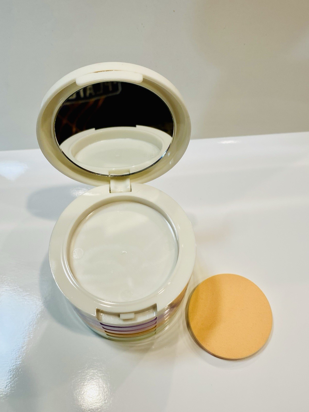 NEW RARE SOLD OUT ELLEN TRACY COLOR CORRECTING CONCEALER STACK 1.14 OZ