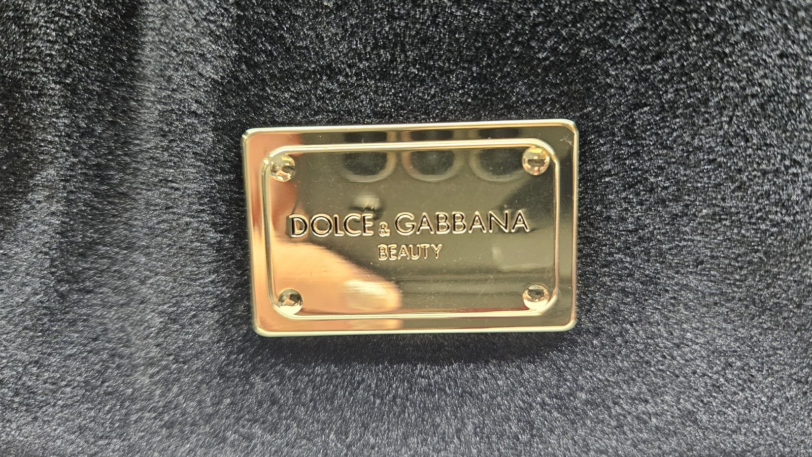 Dolce & Gabbana Pouch and Mini Perfume Set 4 pcs 0.17oz Each