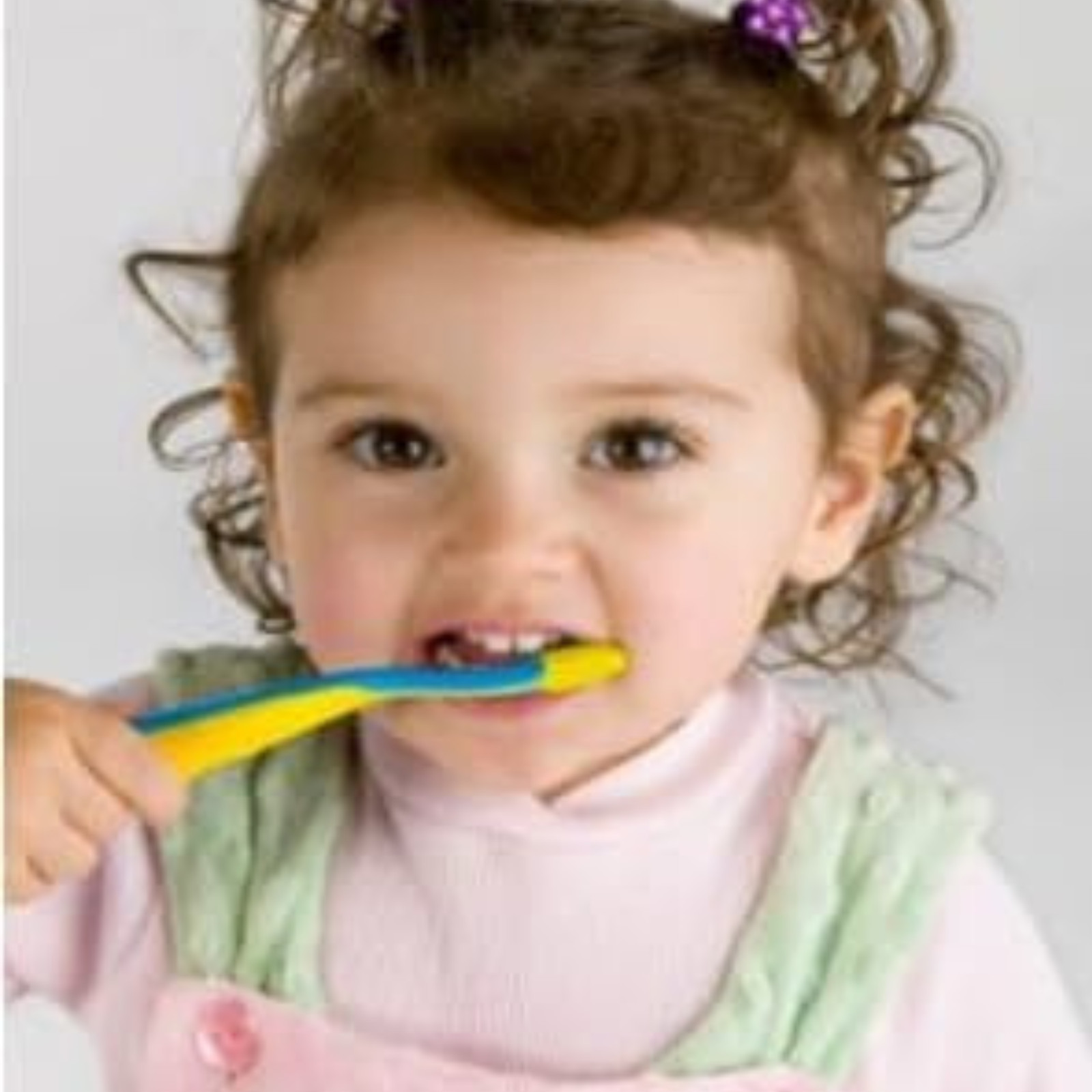 Oral-B Kids Toothbrush Set 12 Pack Card Extra Soft 2+ Years Colorful Brushes