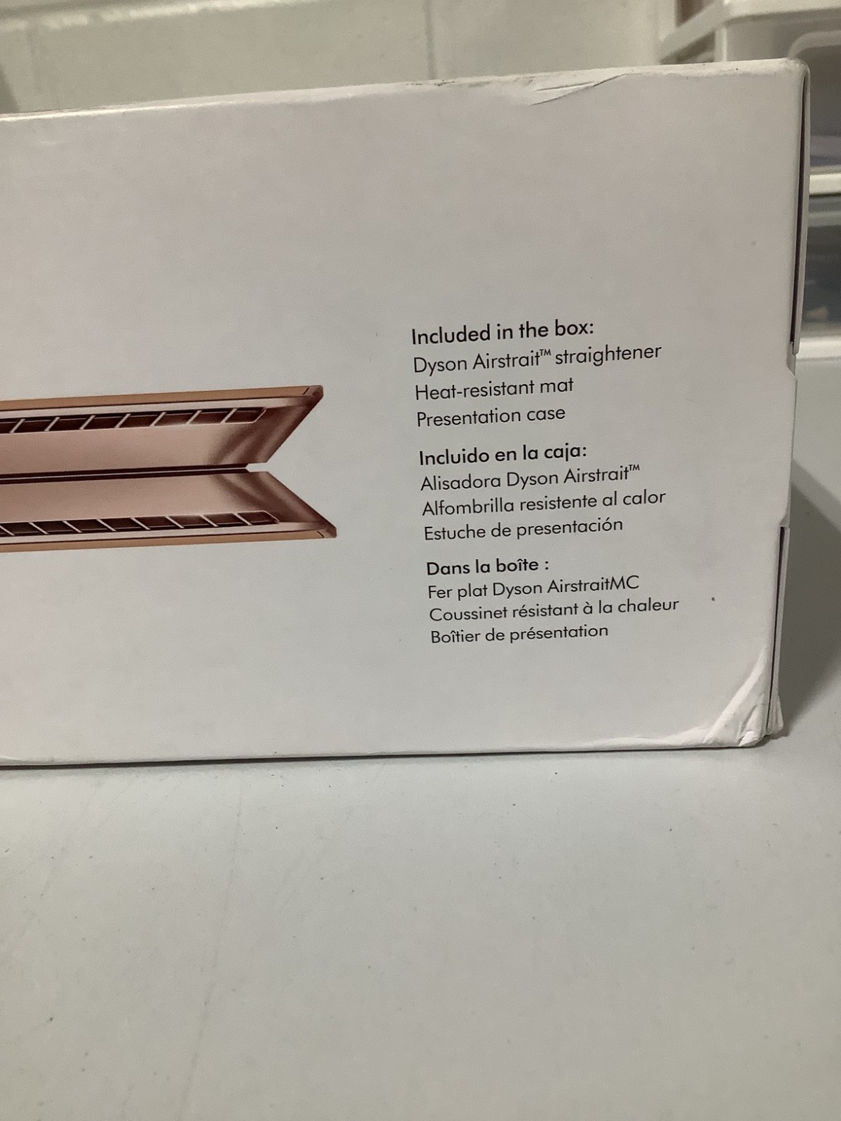 Dyson Airstrait