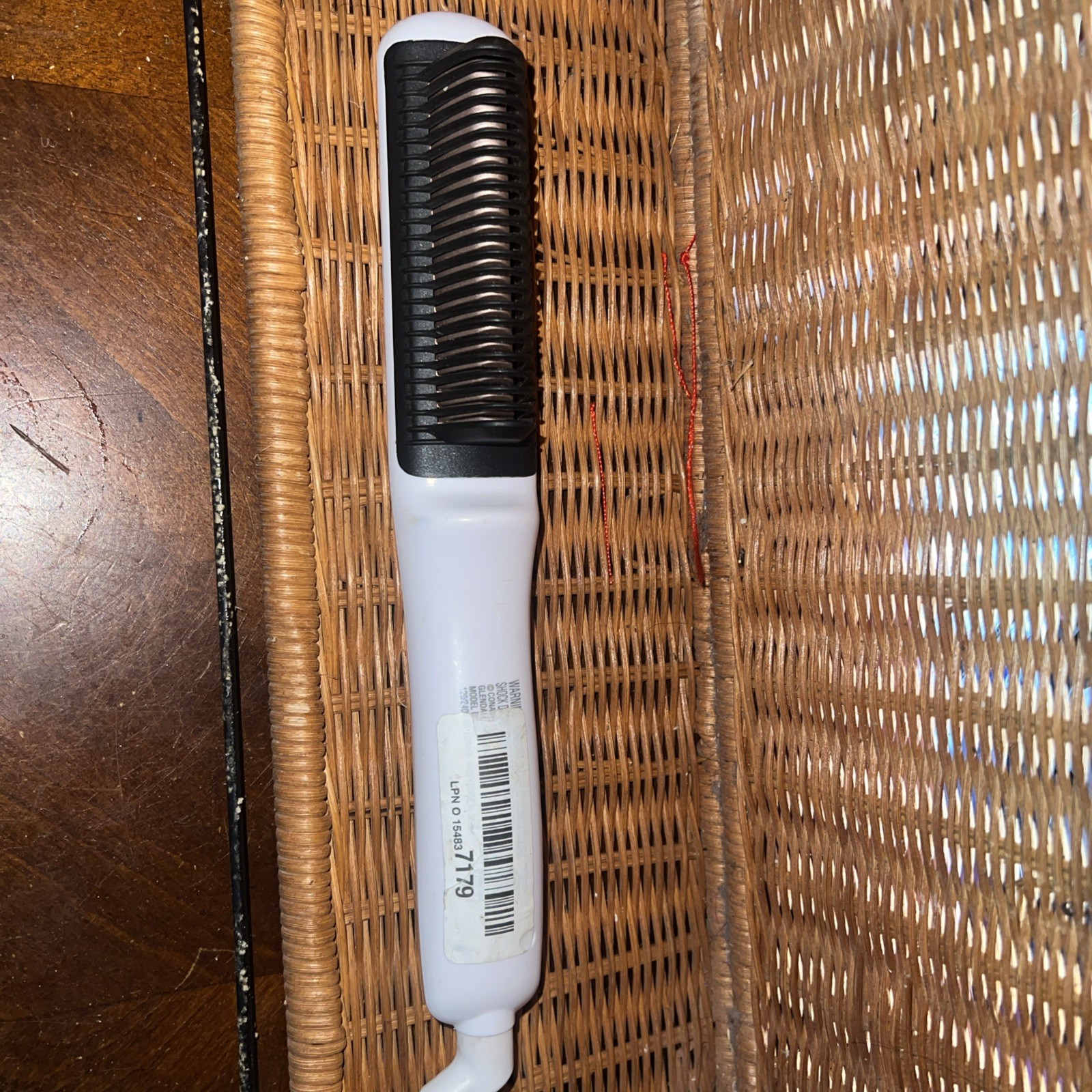 Conair Double Ceramic Hair Styling Brush White Heated Straight Brush E01