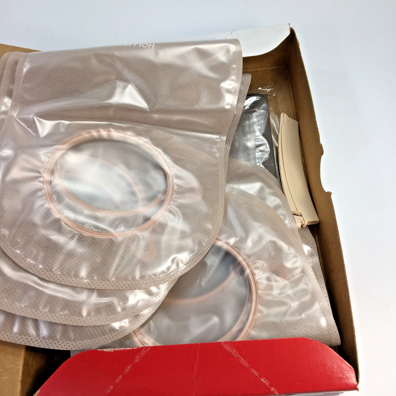 10 Hollister 18174 New Image Drainable 12″L Ostomy Pouch 2¾” Flange Expires 2028