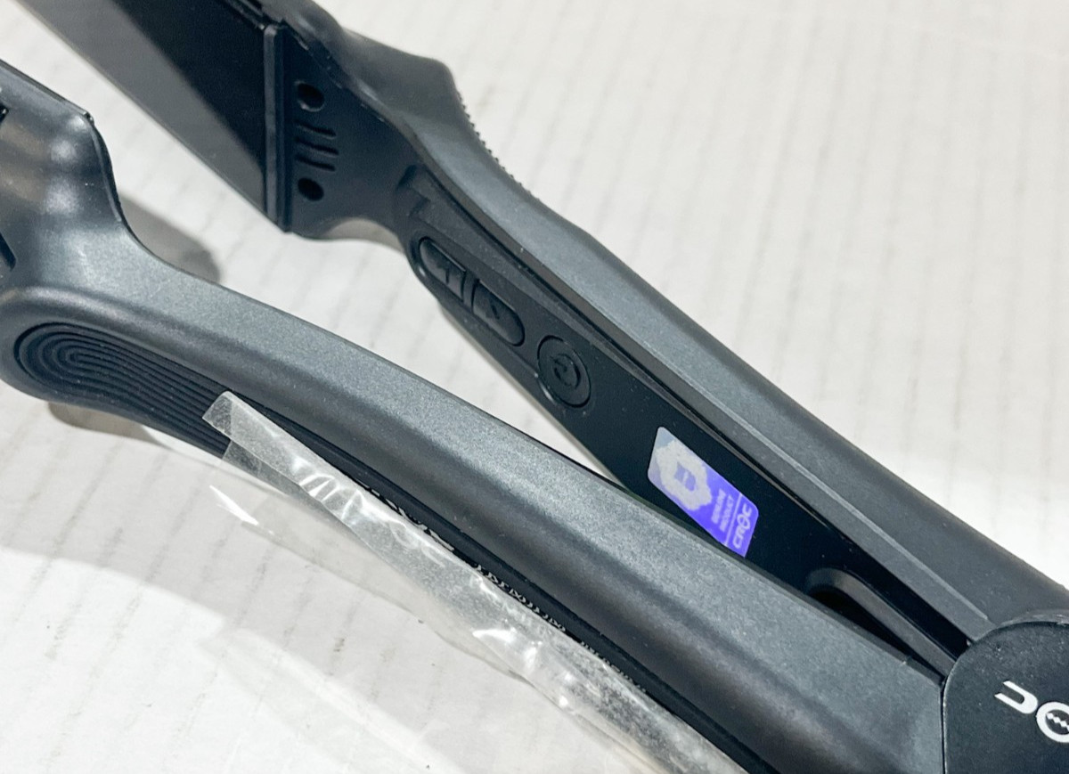 CROC Professional Premium Infrared 1.5” Flat Hair Iron Straightening Digital