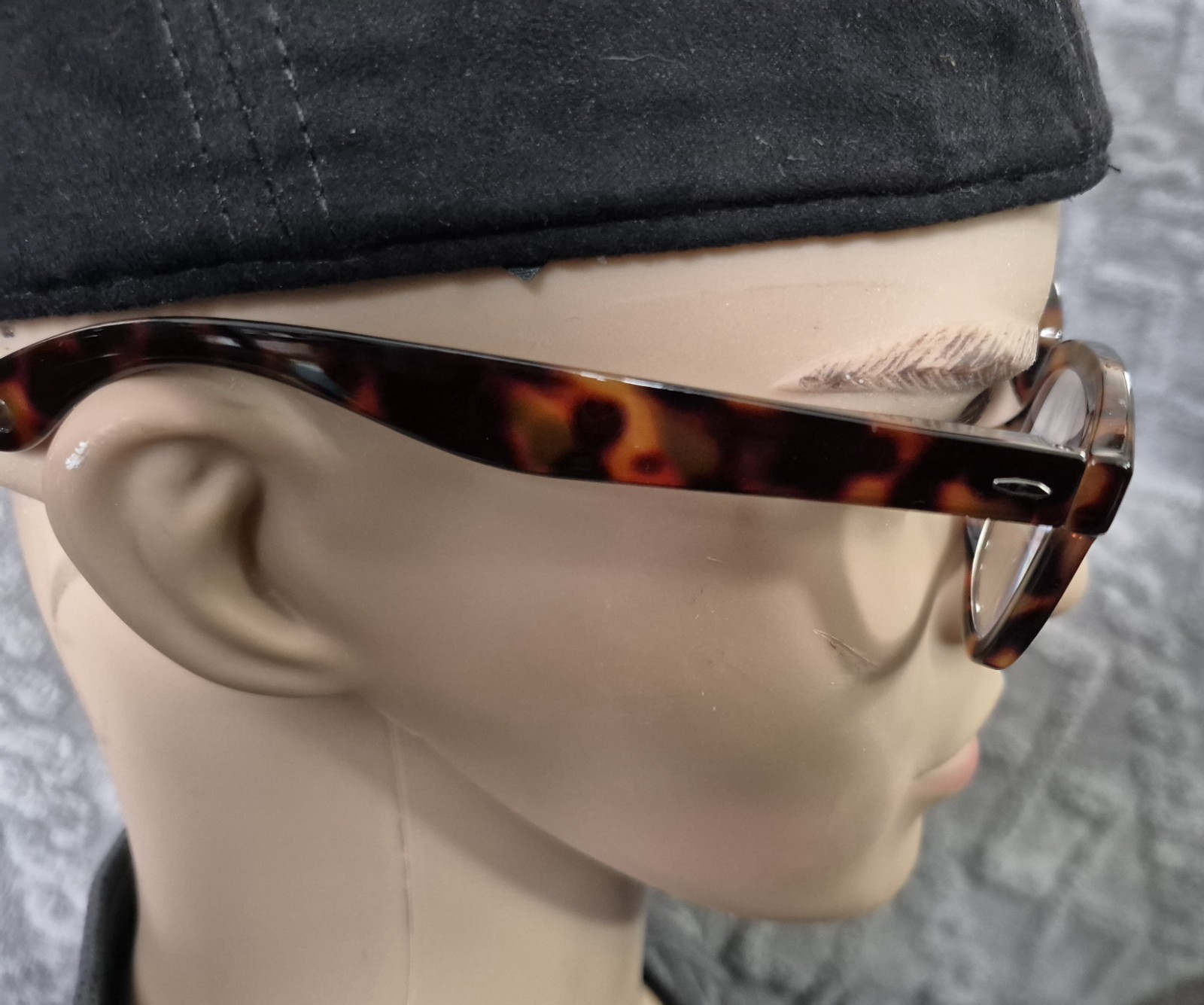 Peepers, Unisex Adult +1.00 Reading Glasses With Cloth Case