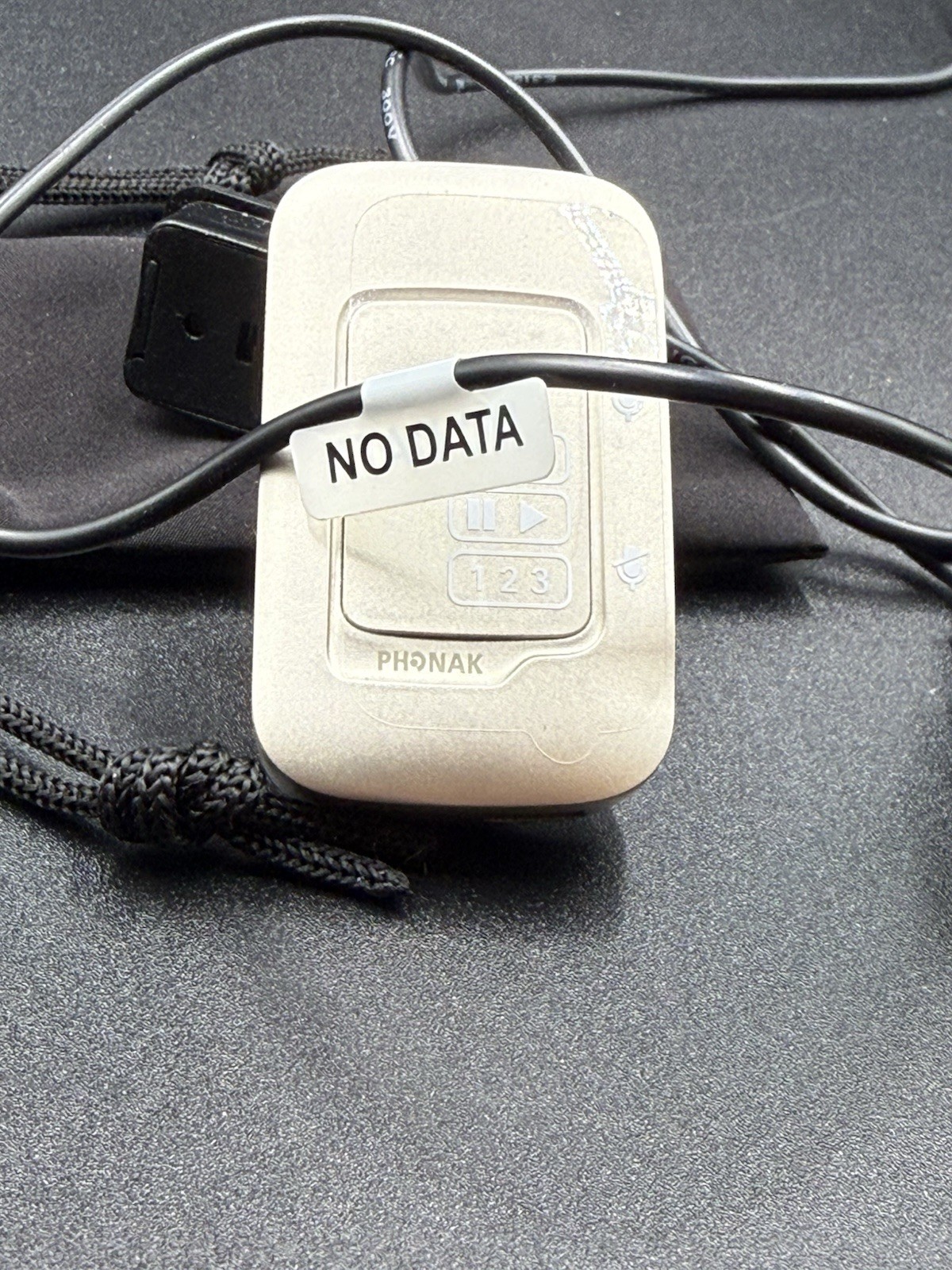 Phonak ComPilot Air II Bluetooth Hearing Aid Streamer w/ Box Cable Pouch Charger