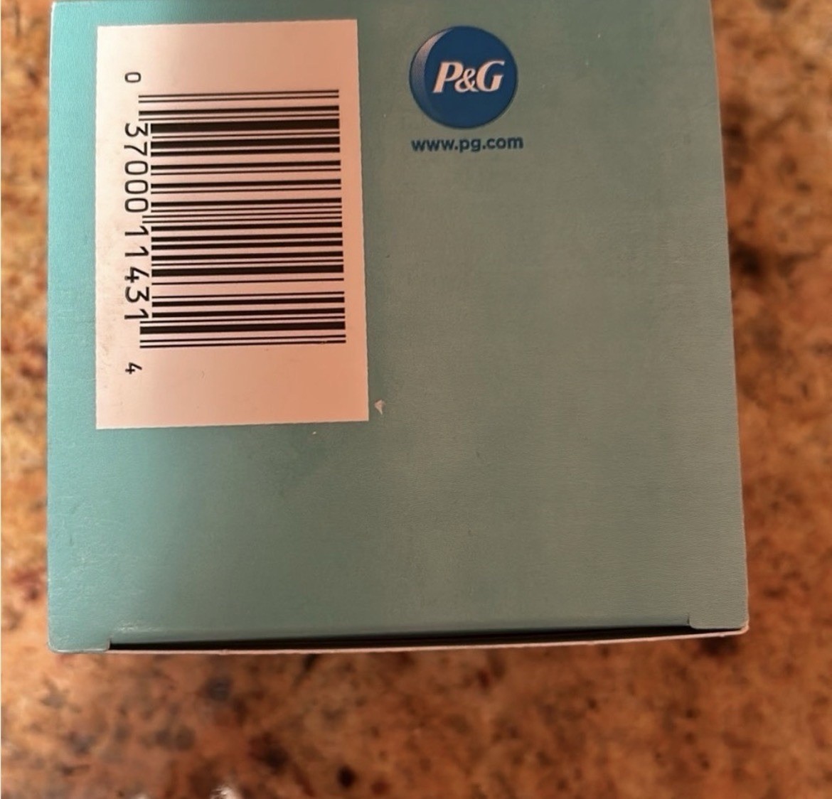 1 Box Always Feminine Wipes Fresh and Clean Individual Wipes to Go 20 count HTF