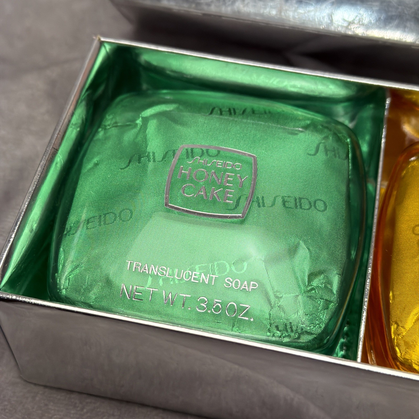 SHISEIDO HONEY CAKE TRANSLUCENT SOAP SET OF THREE New NIB Box Set B14