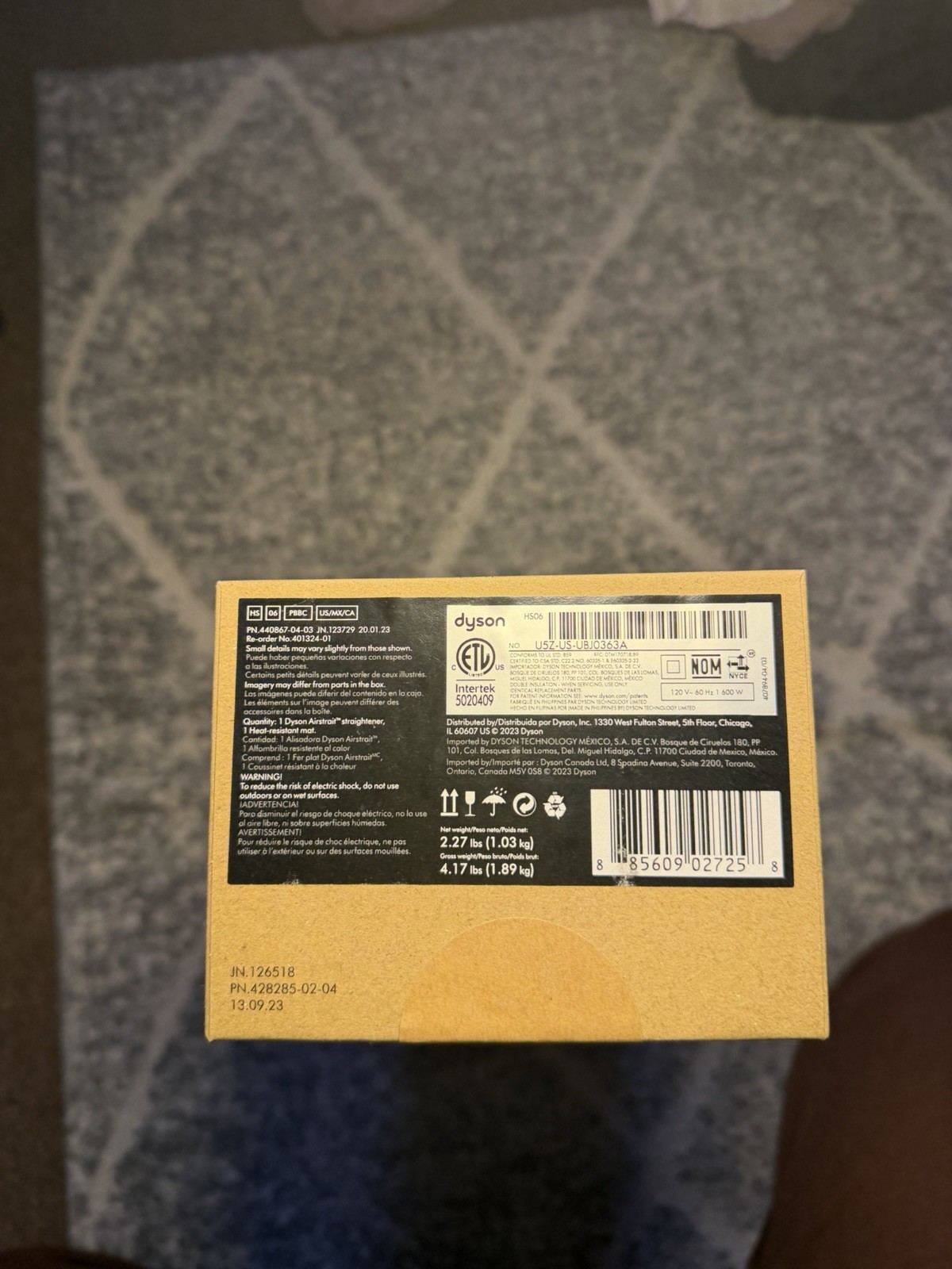 DYSON AIRSTRAIT STRAIGHTENER, WET TO DRY HAIR STRAIGHTENER NEW IN BOX!!!