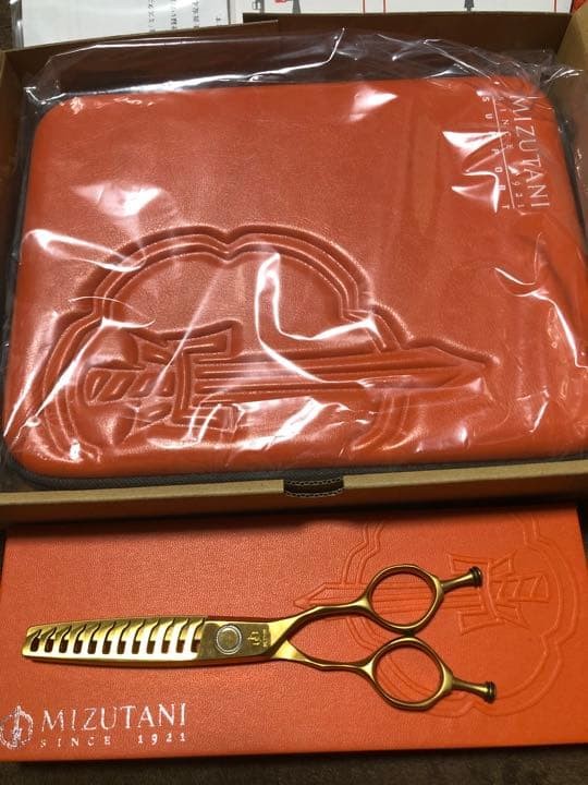 ⁠[MINT] Mizutani Scissors ELEMENT + 230 Matte Gold Thinning Shears 45% Japan