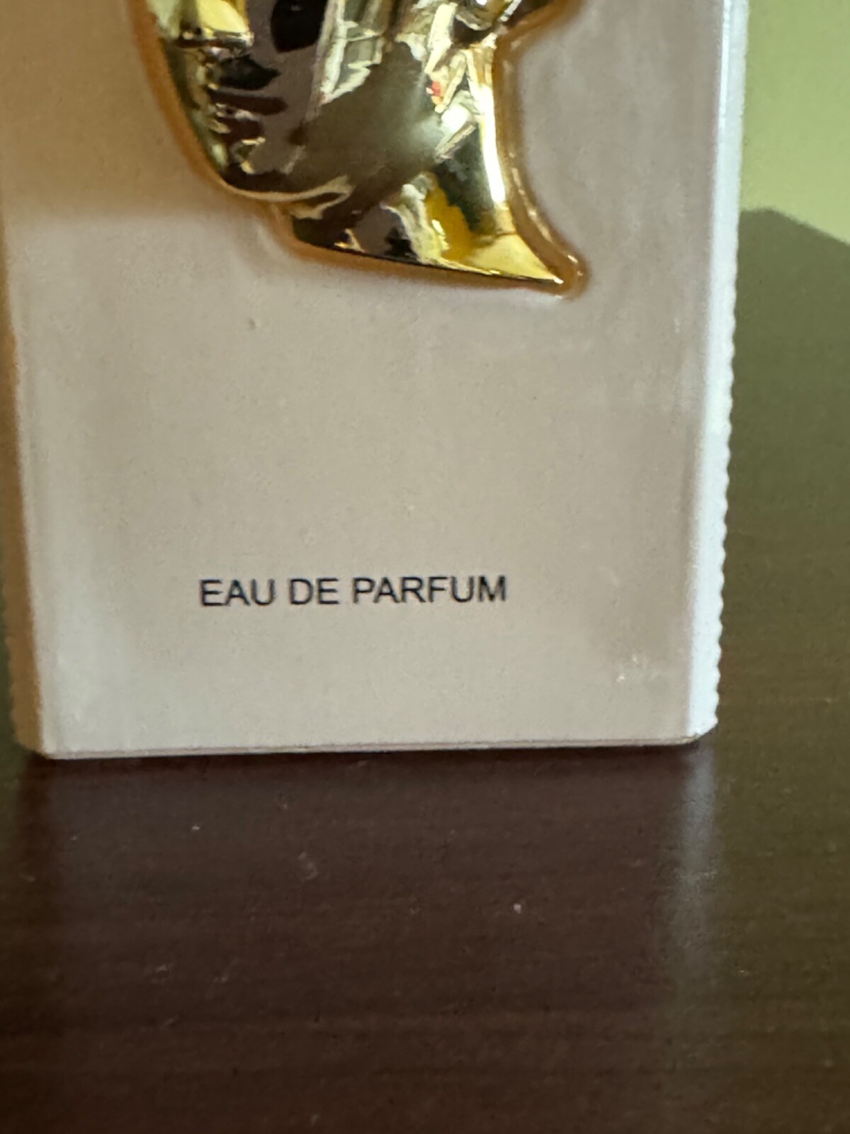 Kings& Queens Blossom Eue De Parfum 100ml 3.4 fl oz made in United Arab Emirates