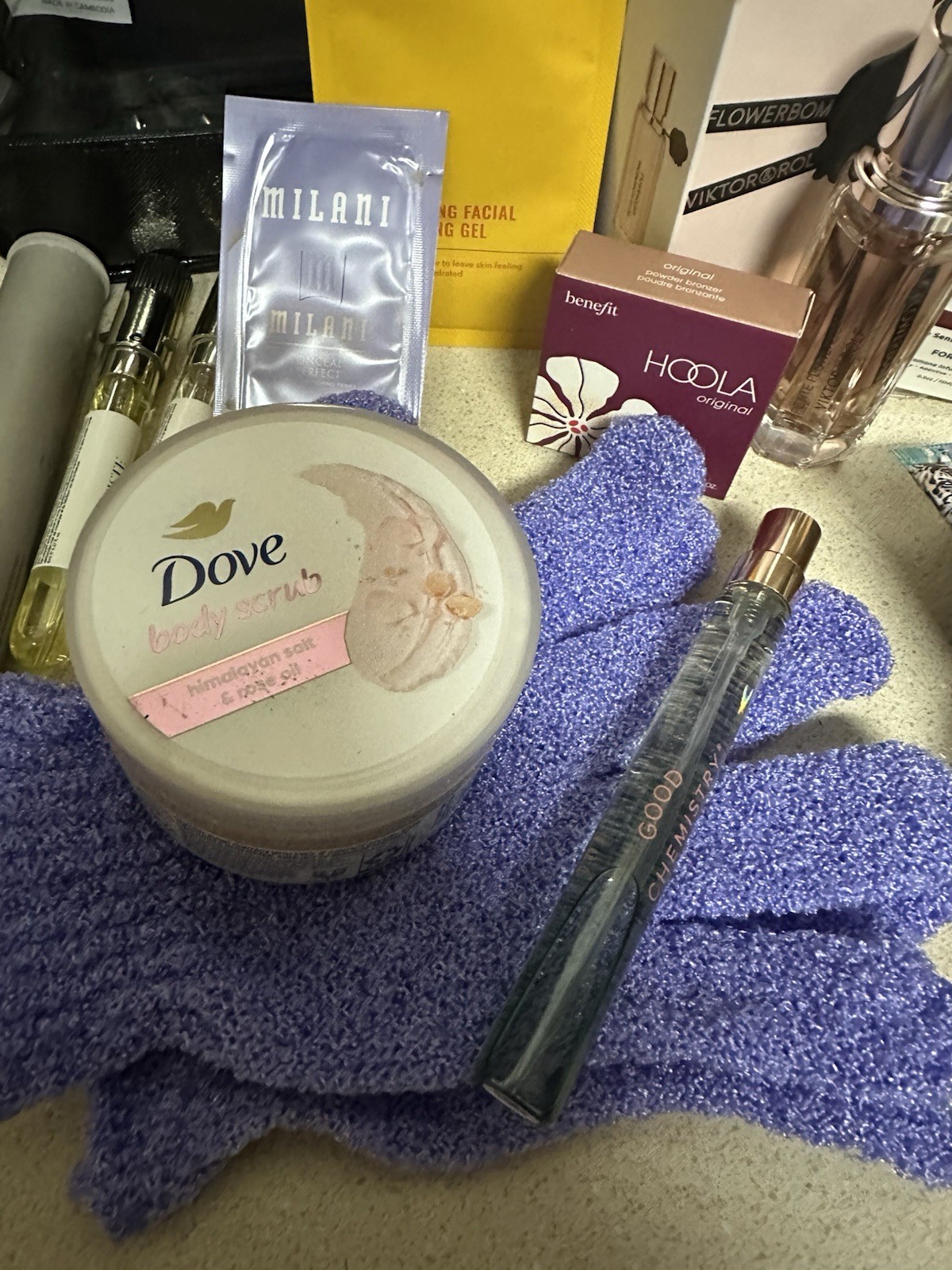 Mixed Brands Travel Size Bath & Body Lot Bag Dove Degree + Flowerbomb Rose