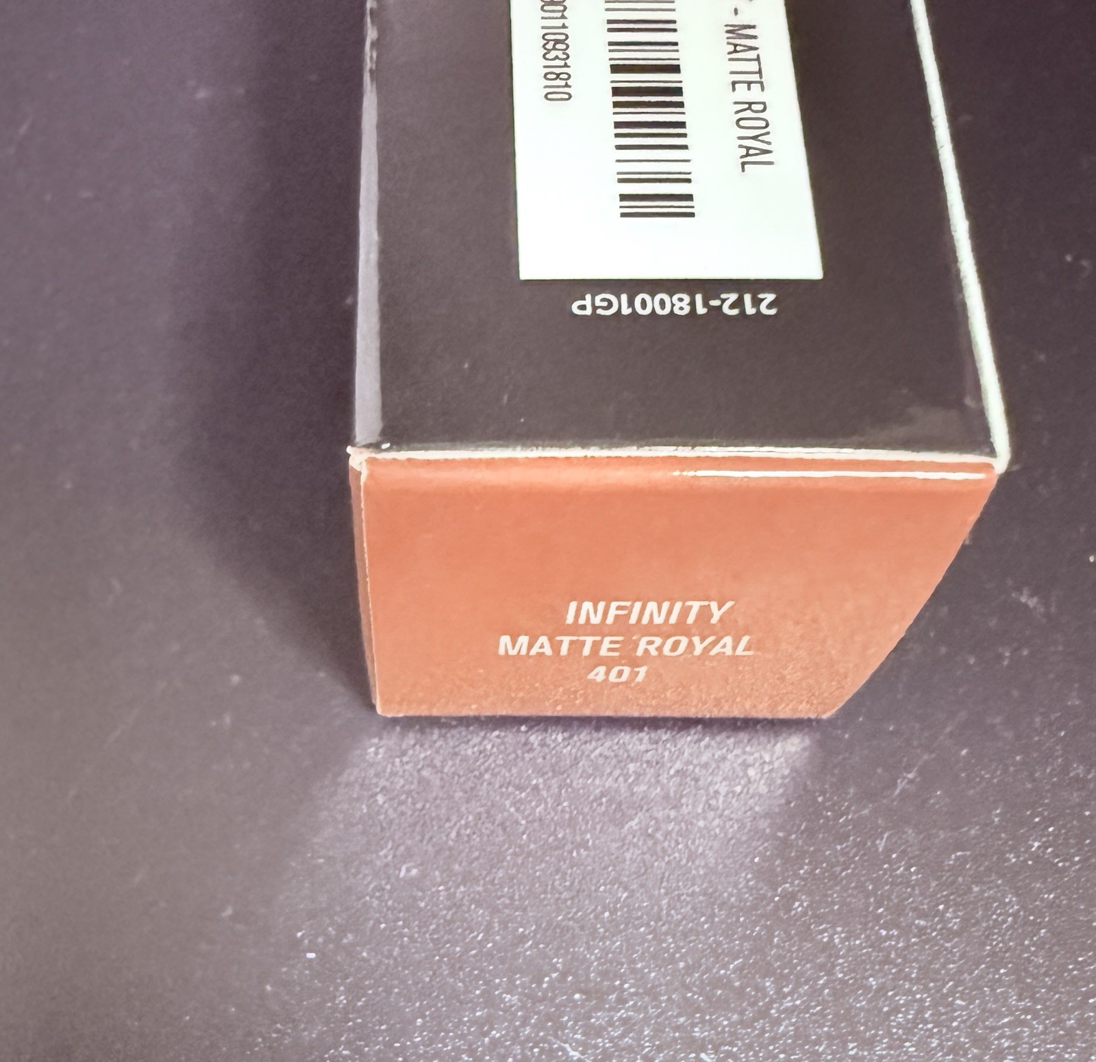 IL MAKIAGE Infinity Long-Wear Matte Lip Cream Matte Royal 401 5.5ml 0.18oz