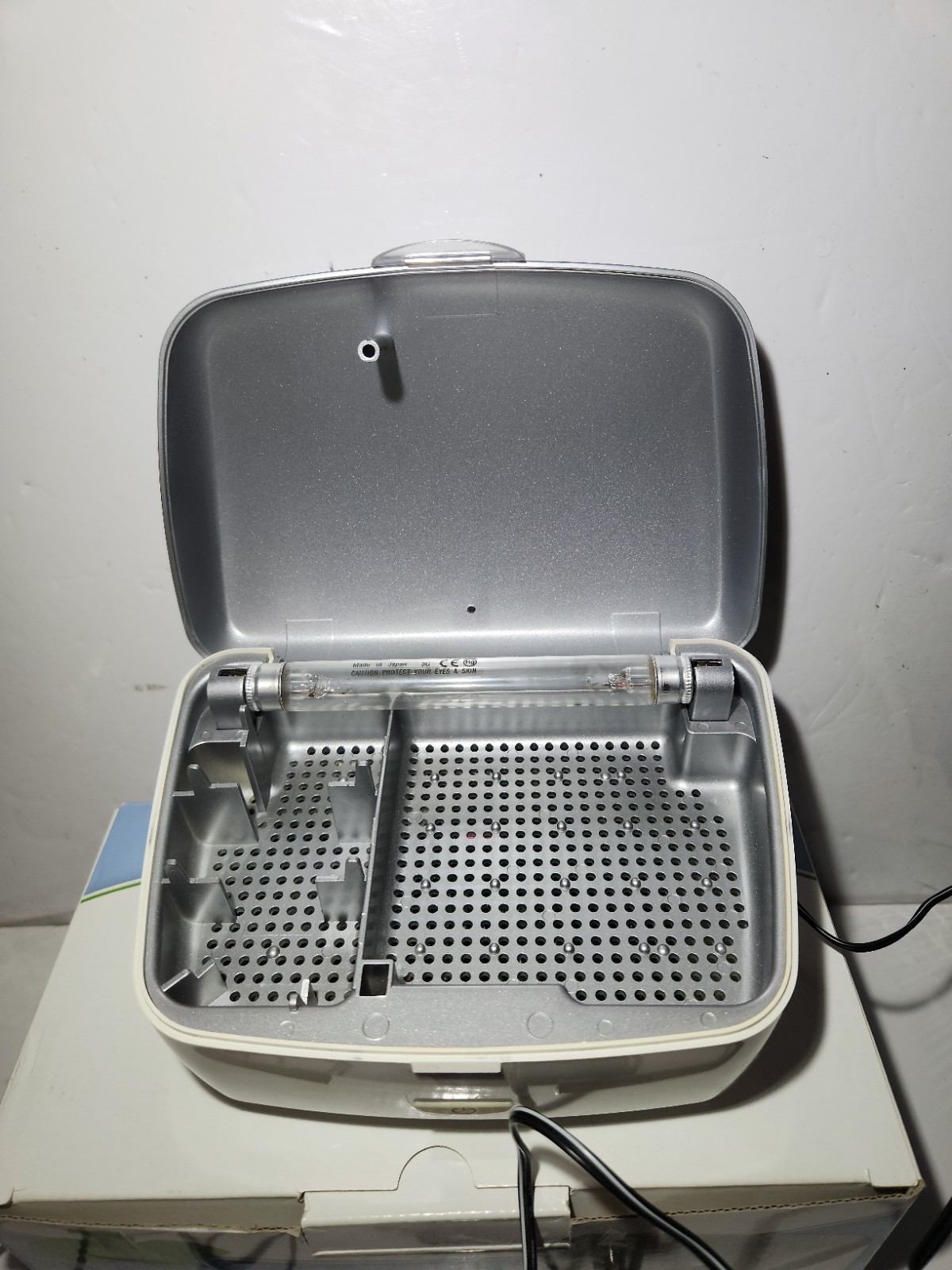 Dry and Store Global II Electric Hearing Aid Dehumidifier A3e