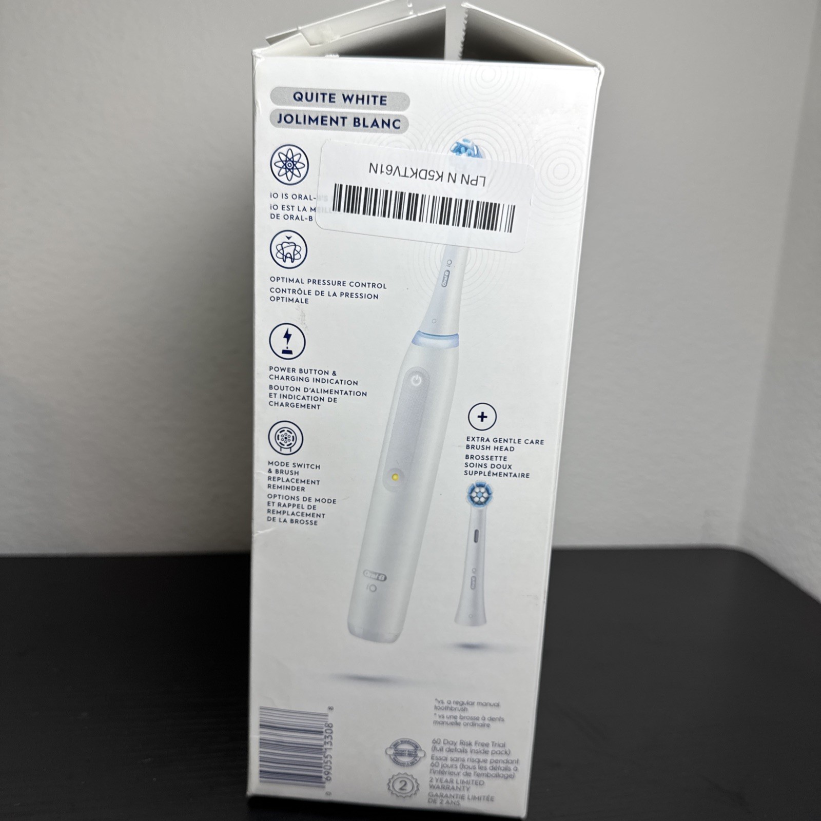Oral-B iO Series 3 Limited Electric Toothbrush with (2) Brush Heads White