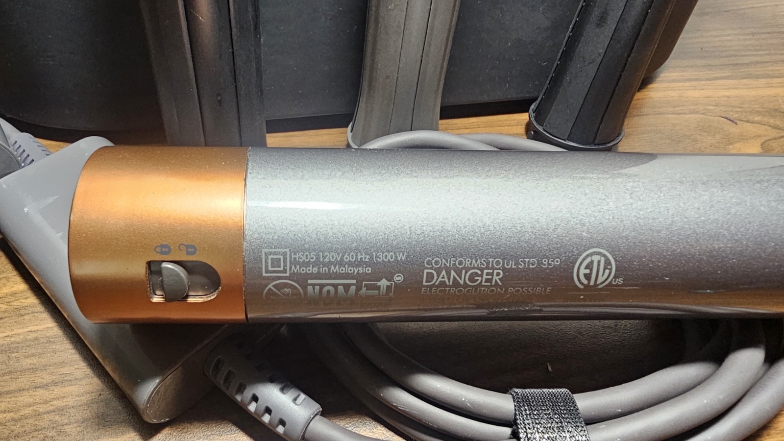 Dyson Airwrap HS05 Multi Styler Long Barrel w/Attachment & Storage Nickel/Copper