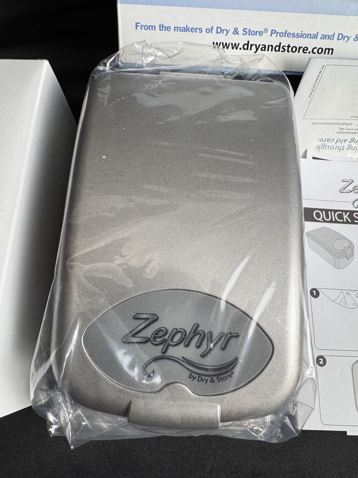 ZEPHYR BY DRY & STORE HEARING AID AIDS DRYER DRYING STORAGE CASE NEW – OPEN BOX