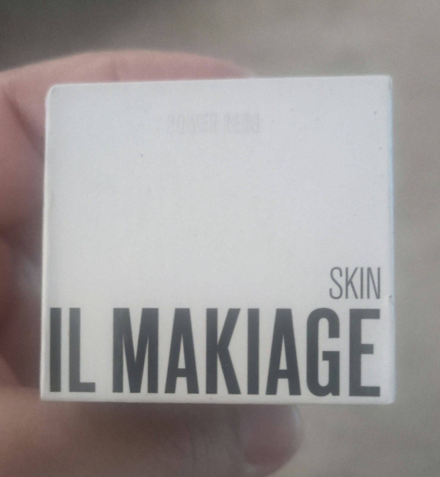 Lot of 9 IL Makiage Skin & Make Up