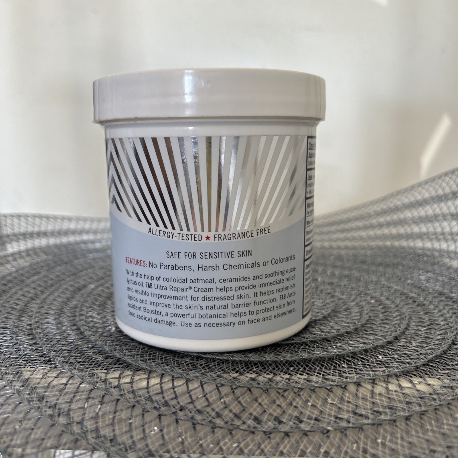 First Aid Beauty – Ultra Repair Cream Intense Hydration Toasted fragrance free