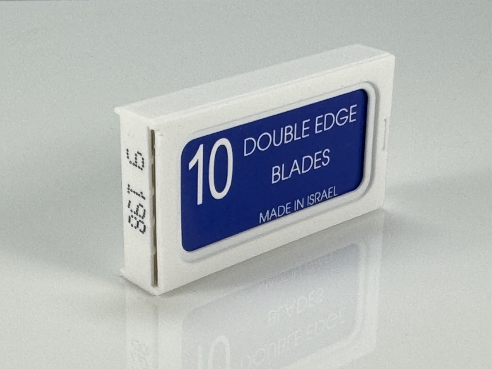 Crystal Platinum Coated Double Edge Safety Razor Shaving Blades Made in Israel
