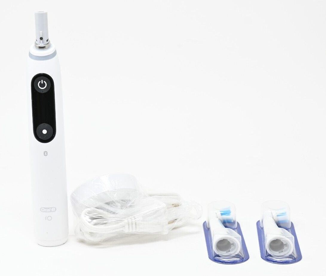 Oral-B iO Series 7 Rechargeable Connected Electric Toothbrush – White