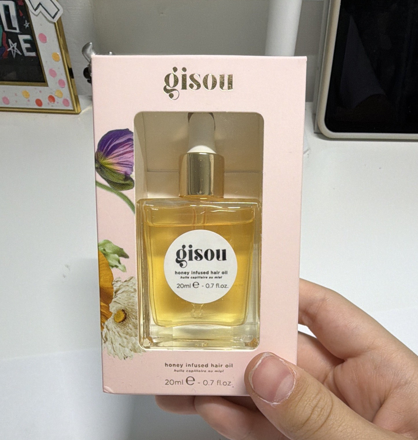 Gisou Honey Infused Hair Oil with Honey & Dimethicone 0.7 fl oz 12M