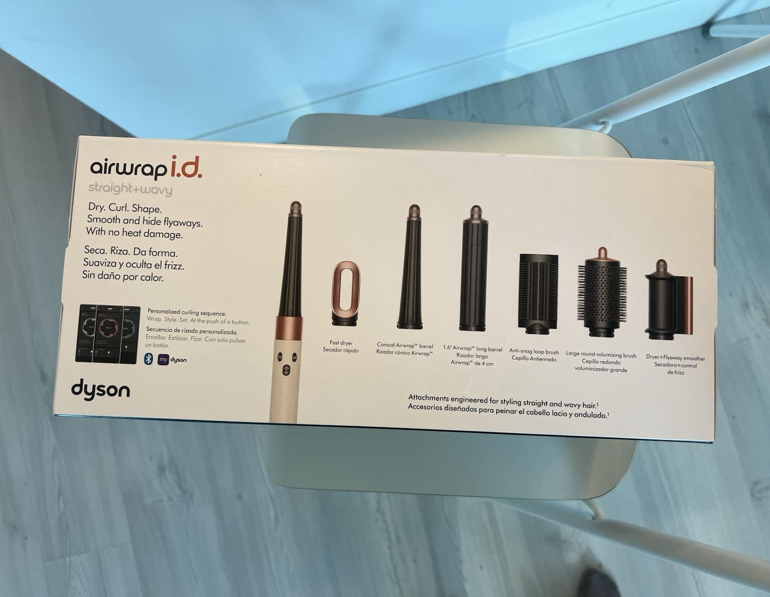Dyson Airwrap i.d. Straight+Wavy Styling Set – NEW in unopened box