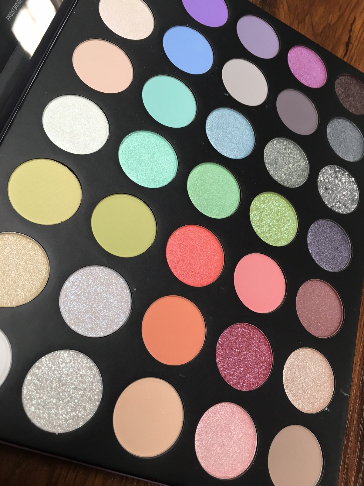 Morphe 35I Icy Fantasy Artistry Palette Eye shadow