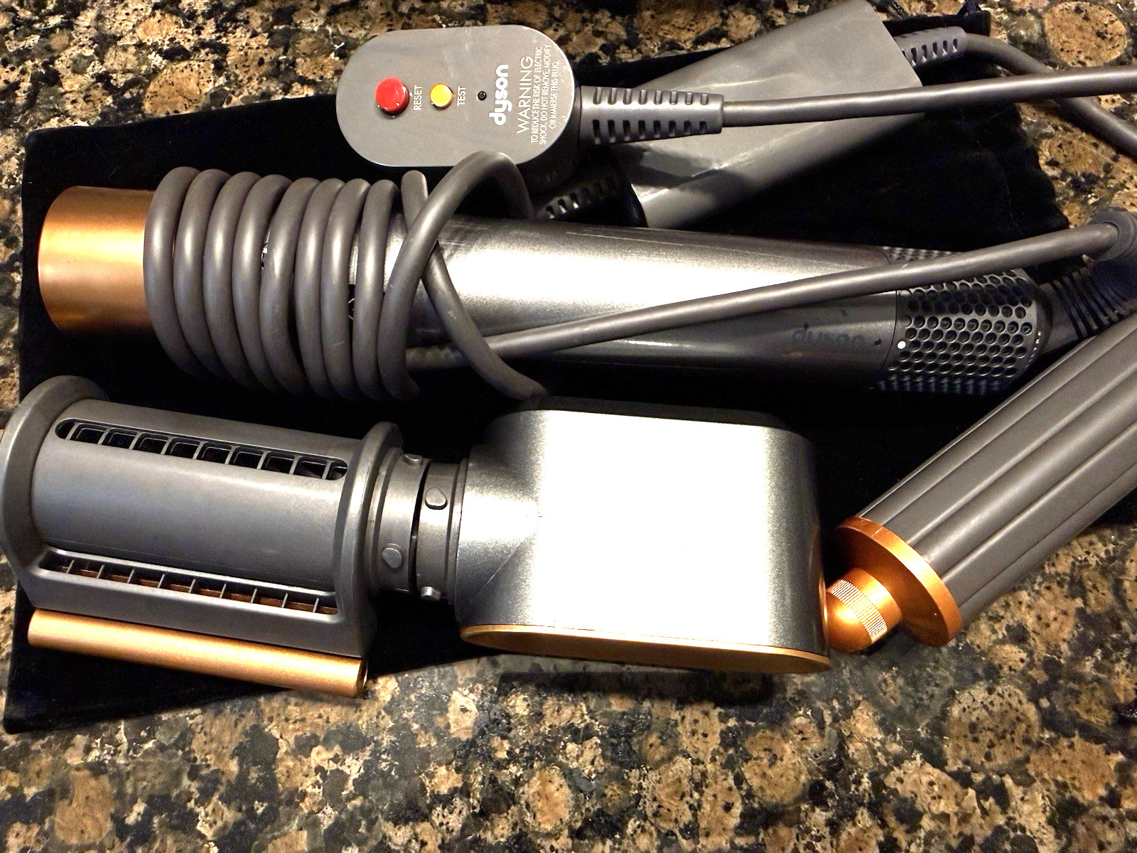 Dyson Airwrap Nickel/Copper 3 Attachements