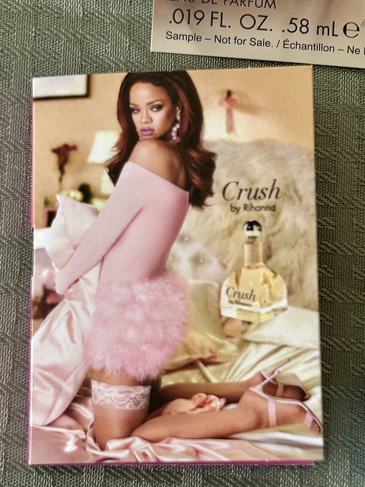 5 Rihanna Perfume Samples- Crush, Reb’l Fleur, Kiss, Rogue, Rebelle -NEW