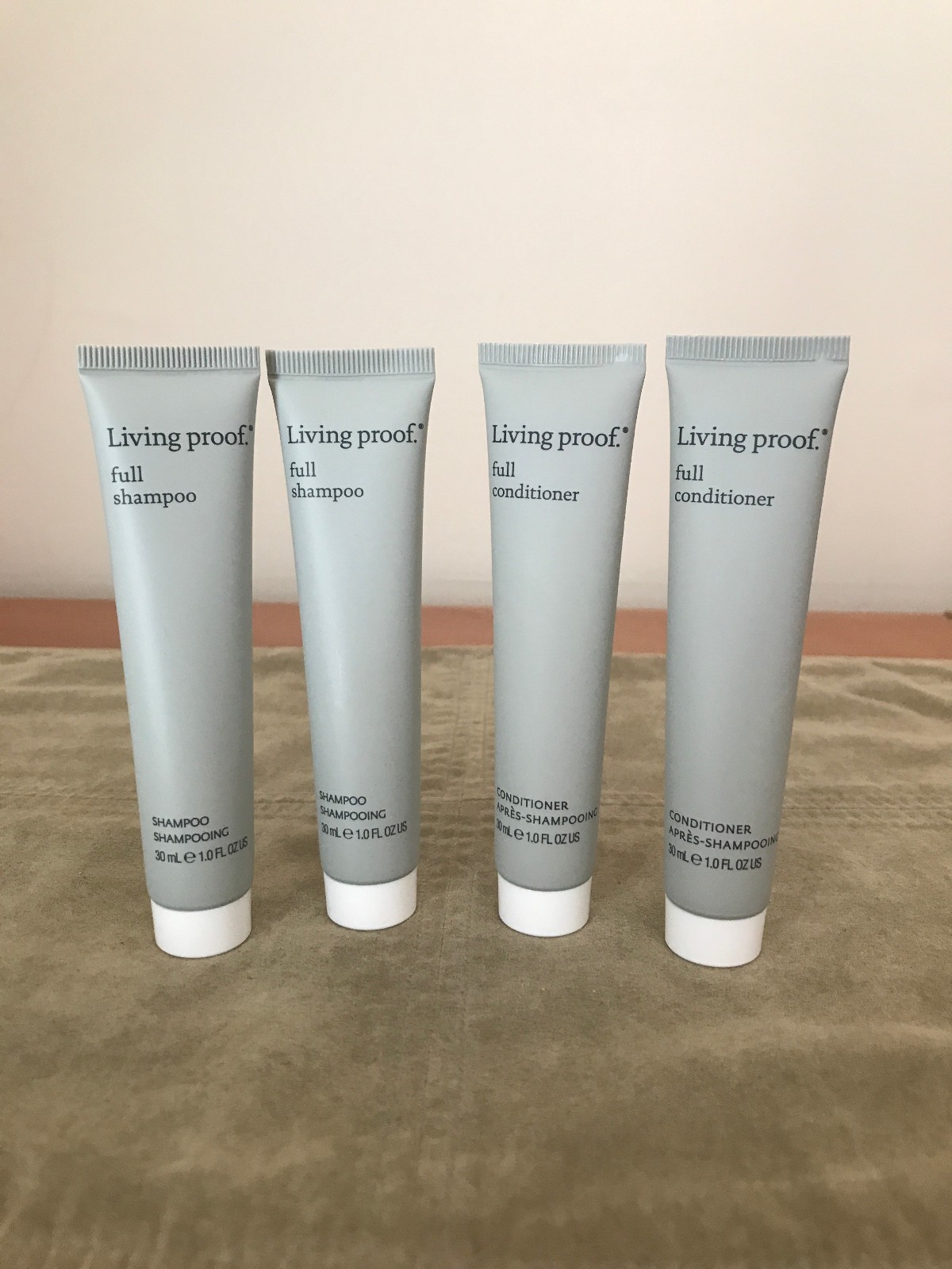 Living Proof 2x Full Shampoo and 2x Conditioner 1 oz Travel Set 4 pcs total