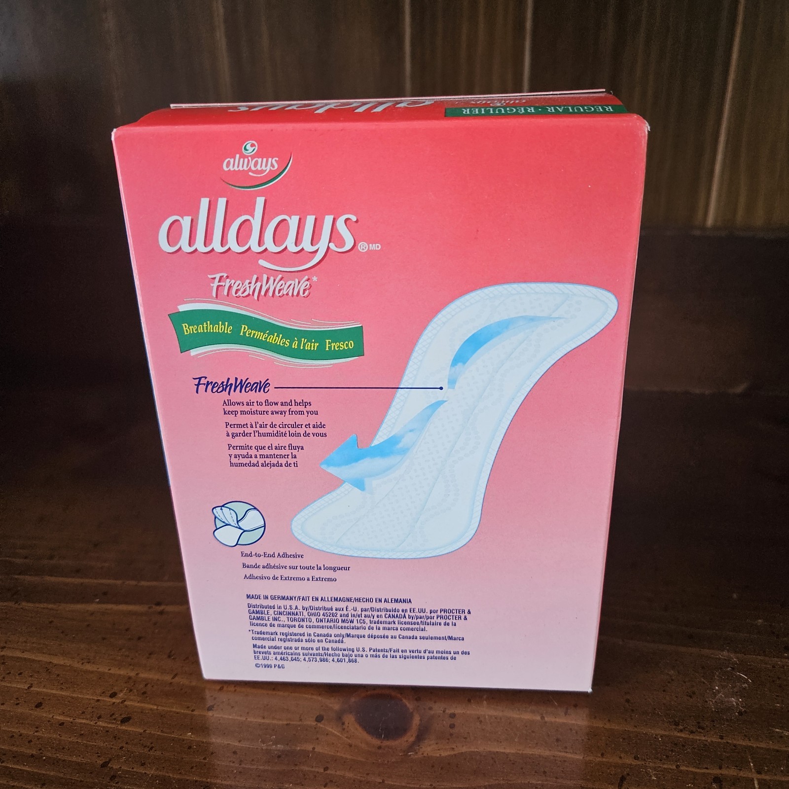 Vintage Always Alldays Fresh Weave Breathable Regular Pantiliners 40ct 1999 Prop