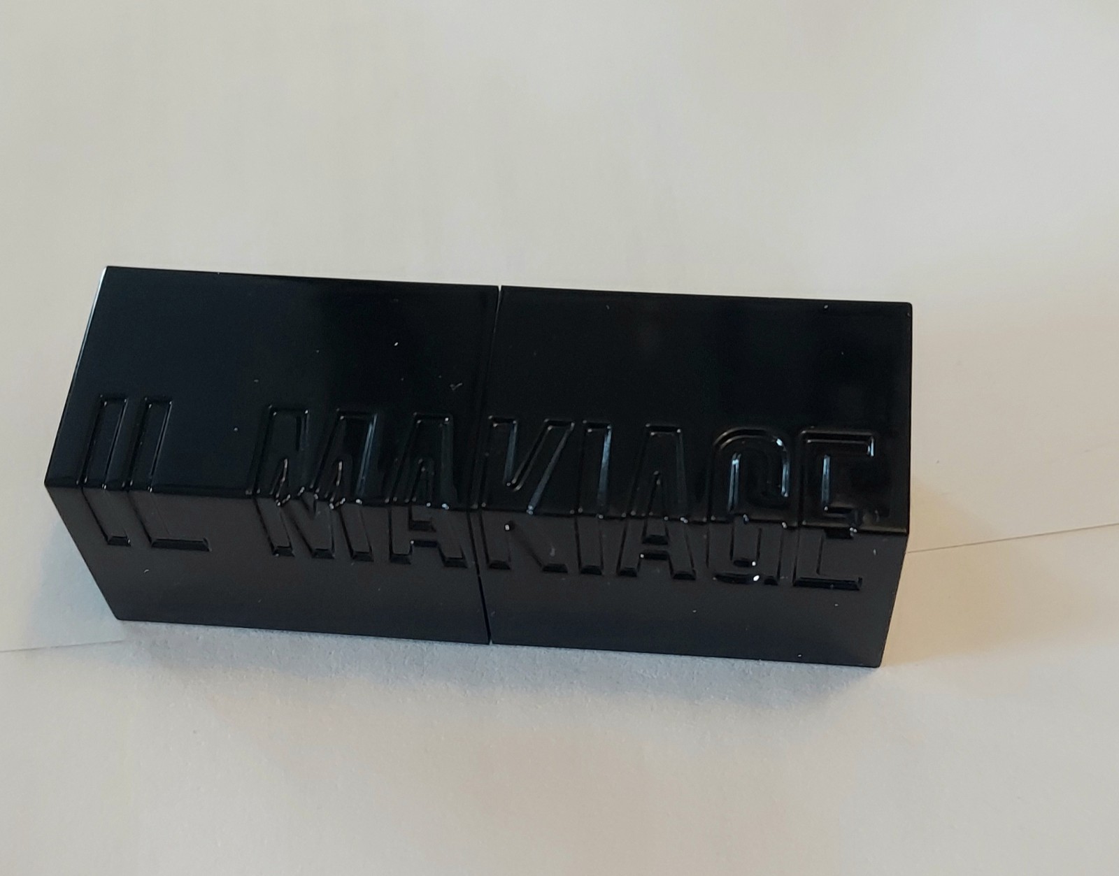 Il Makiage Matte Lip Color In Dirty Talk Elwa – Rosy Pink Matte 3.5g Full Size
