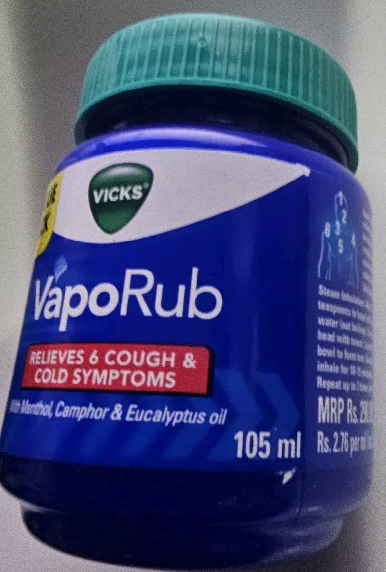Vicks VapoRub Chest Rub Ointment, Relief from Cough, Cold, Aches, & Pains (100g)