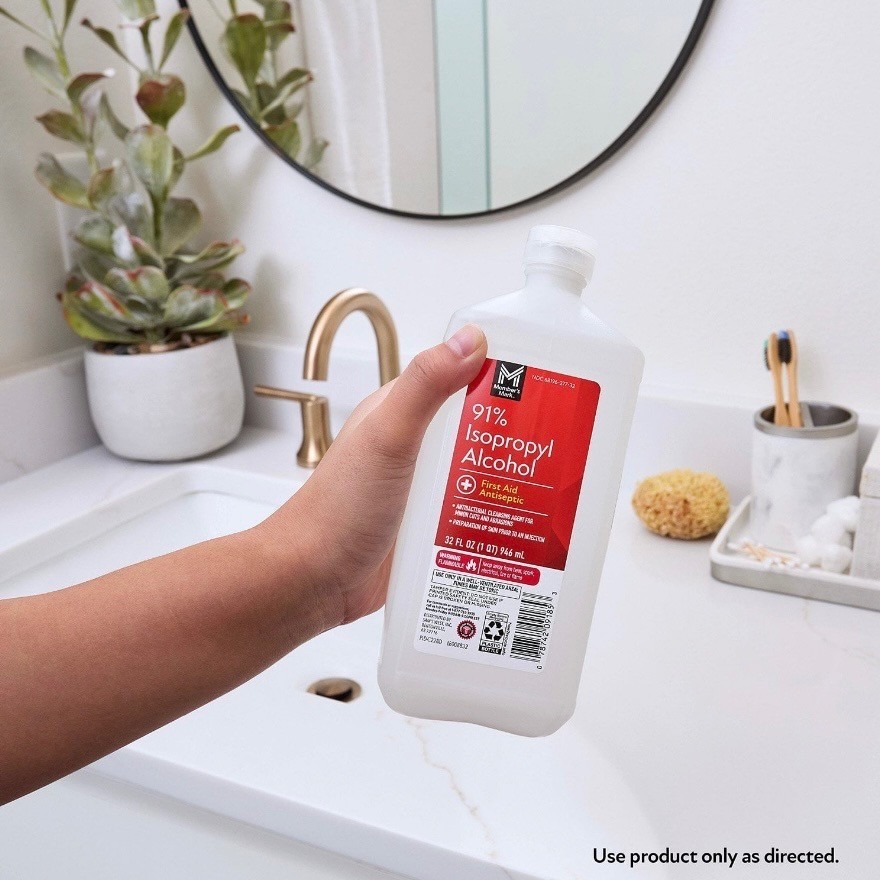 Member’s Mark 91% Isopropyl Alcohol 32 oz Bottles 2 Pack First Aid Cleaning