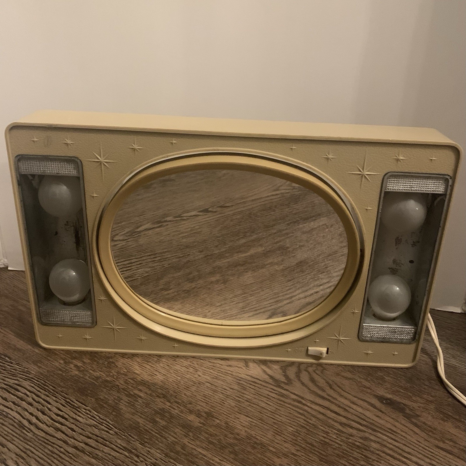 Vintage Illuminated Tabletop Make-up Mirror Beige Rectangle Stars 110V