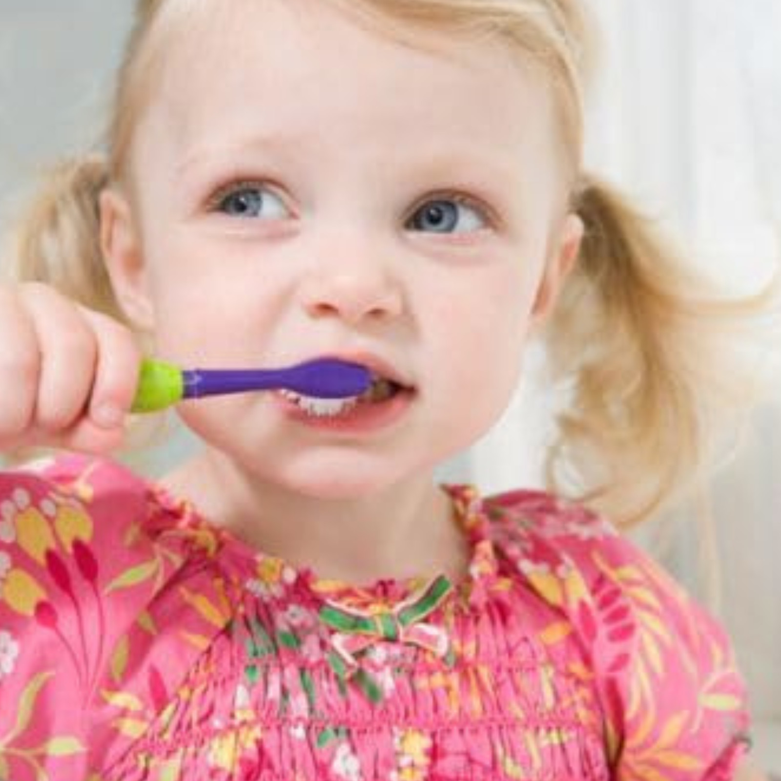 Oral-B Kids Toothbrush Set 12 Pack Card Extra Soft 2+ Years Colorful Brushes