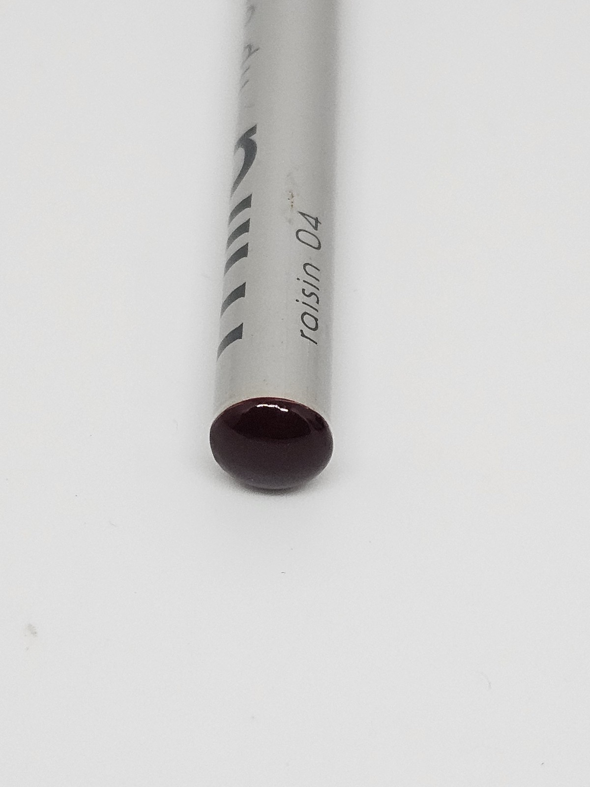 Mira Lip Definer Liner 04 RAISIN 0.04oz/1.14g Full Size
