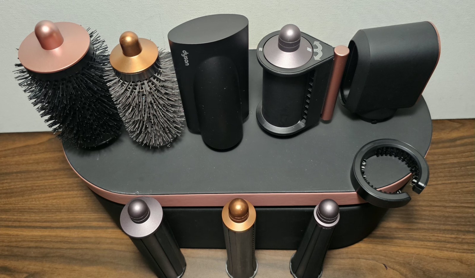 Dyson Airwrap HS05 Multi Styler Long Barrel w/Attachment & Storage Nickel/Copper
