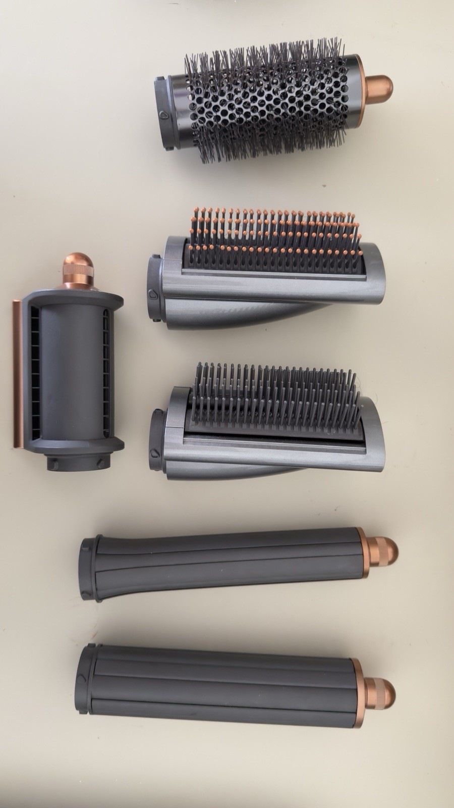 Dyson Airwrap 1.6 in Multi-Styler Complete Long – Gently Used