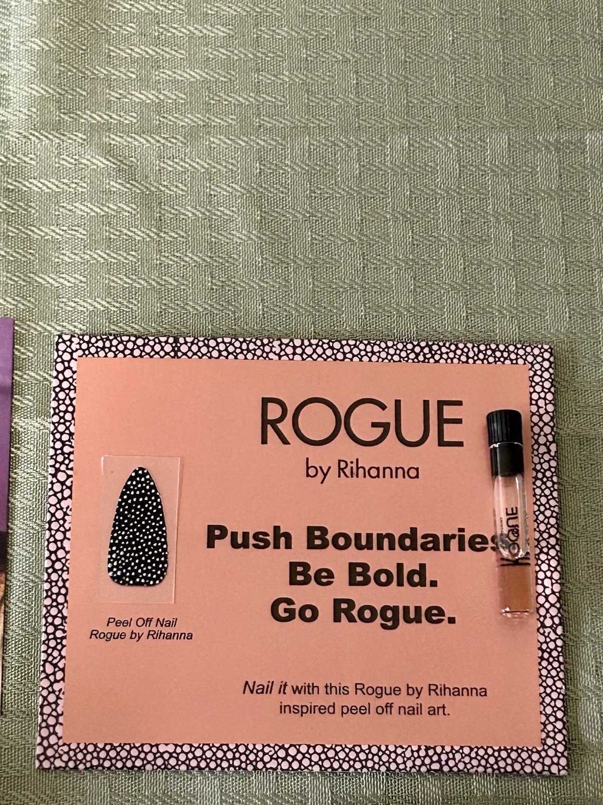 5 Rihanna Perfume Samples- Crush, Reb’l Fleur, Kiss, Rogue, Rebelle -NEW