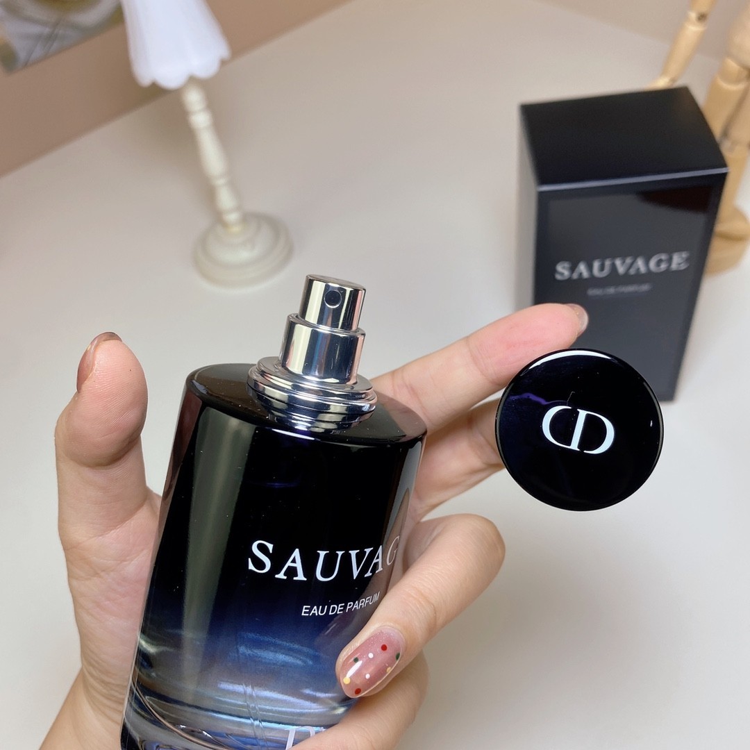 DIOR Sauvage Eau de Parfum 3.4OZ With receipt