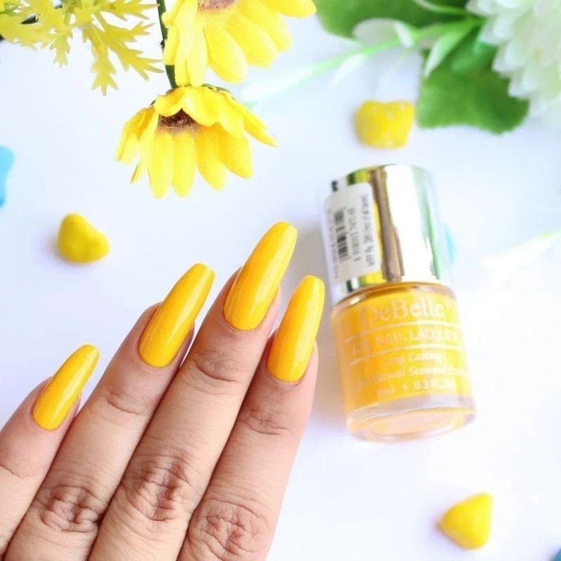 DeBelle Gel Nail Finish Polish Caramelo Yellow(Yellow) – 8Ml
