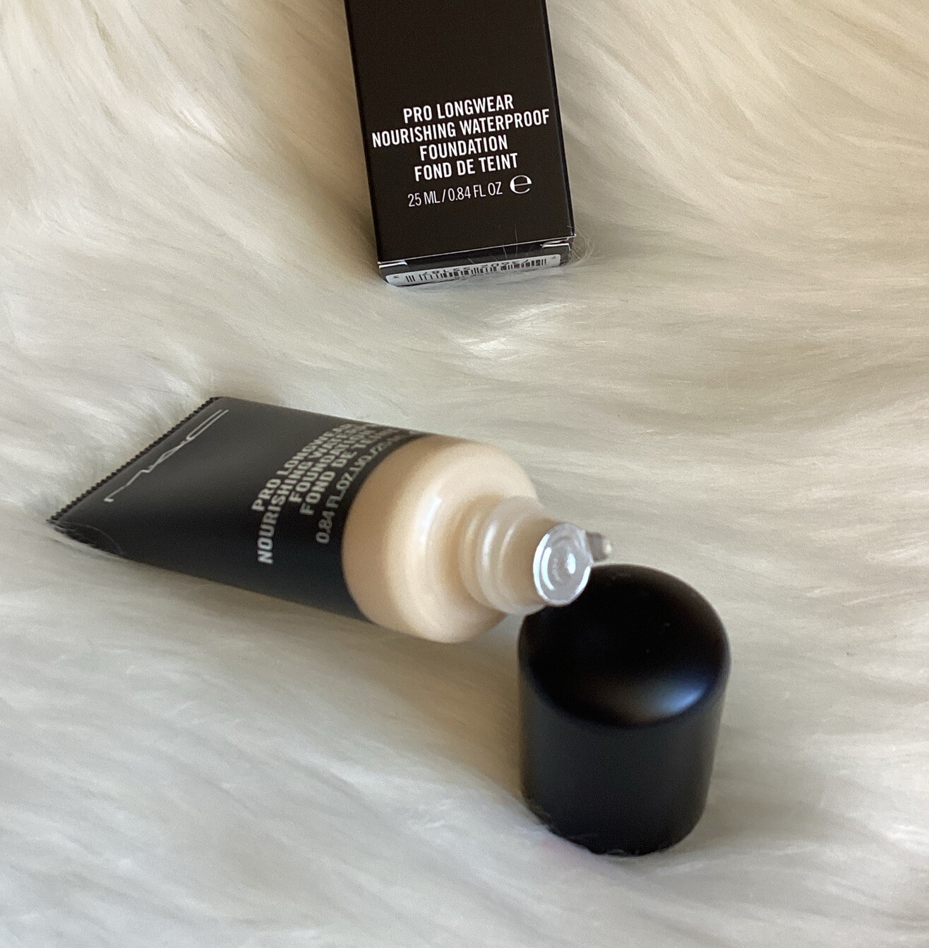 MAC Pro Longwear Nourishing Waterproof Foundation ~ NC12 ~ 25ml/0.84oz NIB