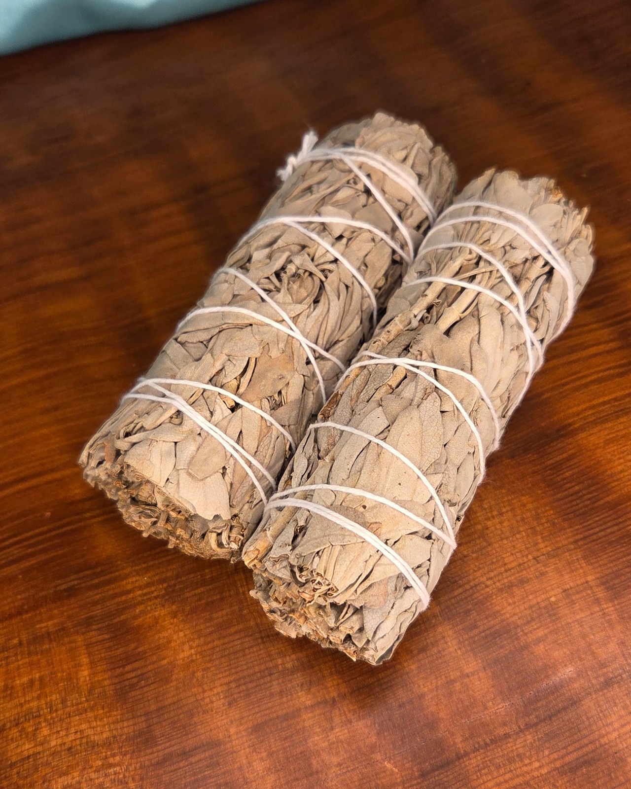 White Sage Smudge Sticks (4 inches) – Salvia Apiana – United States