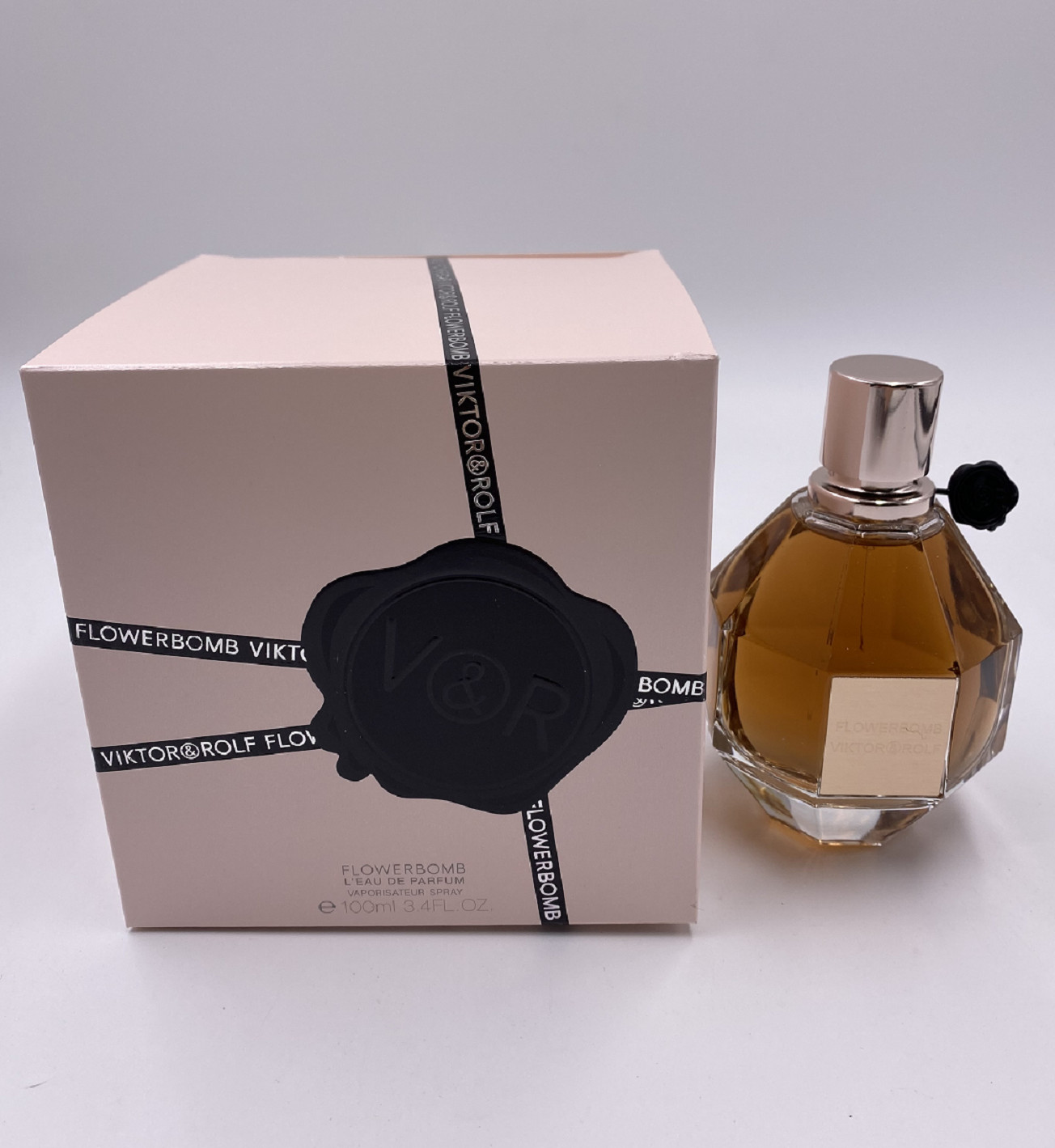 Flowerbomb by Viktor & Rolf 3.4 oz 100ML Eau De Parfum Brand New Sealed In Box