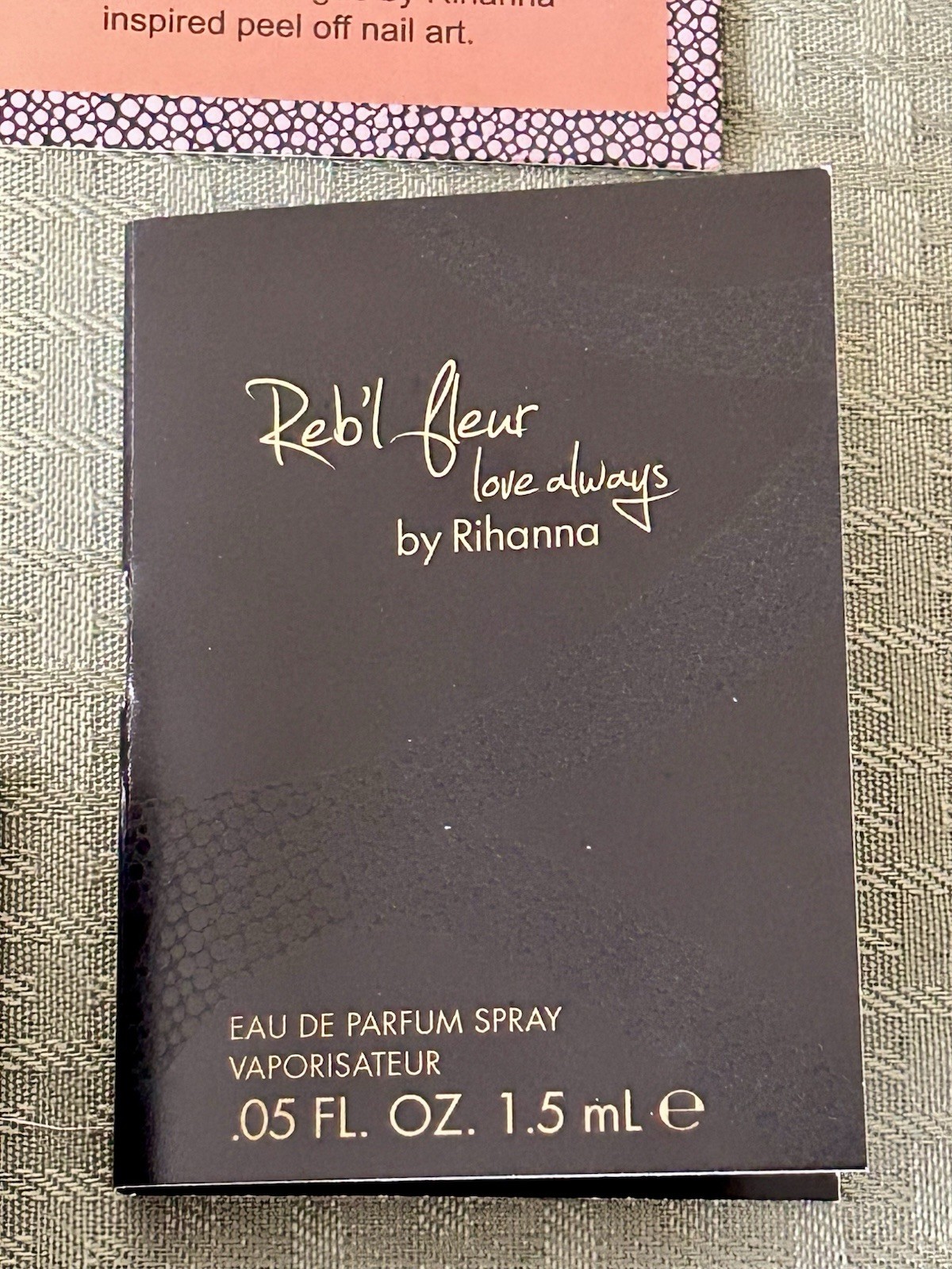 5 Rihanna Perfume Samples- Crush, Reb’l Fleur, Kiss, Rogue, Rebelle -NEW