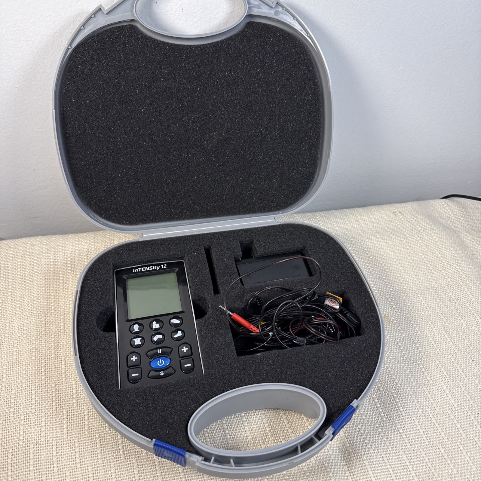 InTENSity 12 Digital TENS Unit Rechargeable Battery 12 PreSet Pain Relief Case
